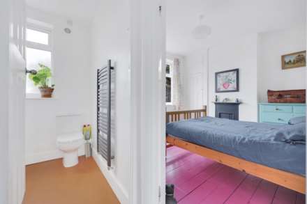 Overton Road, Leyton, E10, Image 28