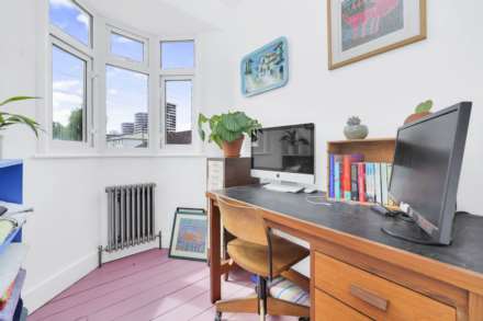 Overton Road, Leyton, E10, Image 34
