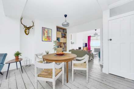 Overton Road, Leyton, E10, Image 7