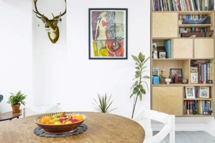 Overton Road, Leyton, E10, Image 8