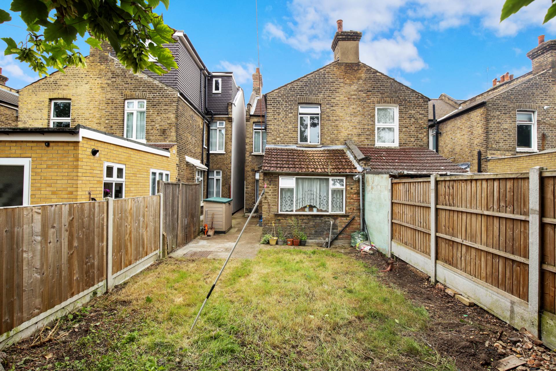 Windsor Road, Leyton, E10, Image 18