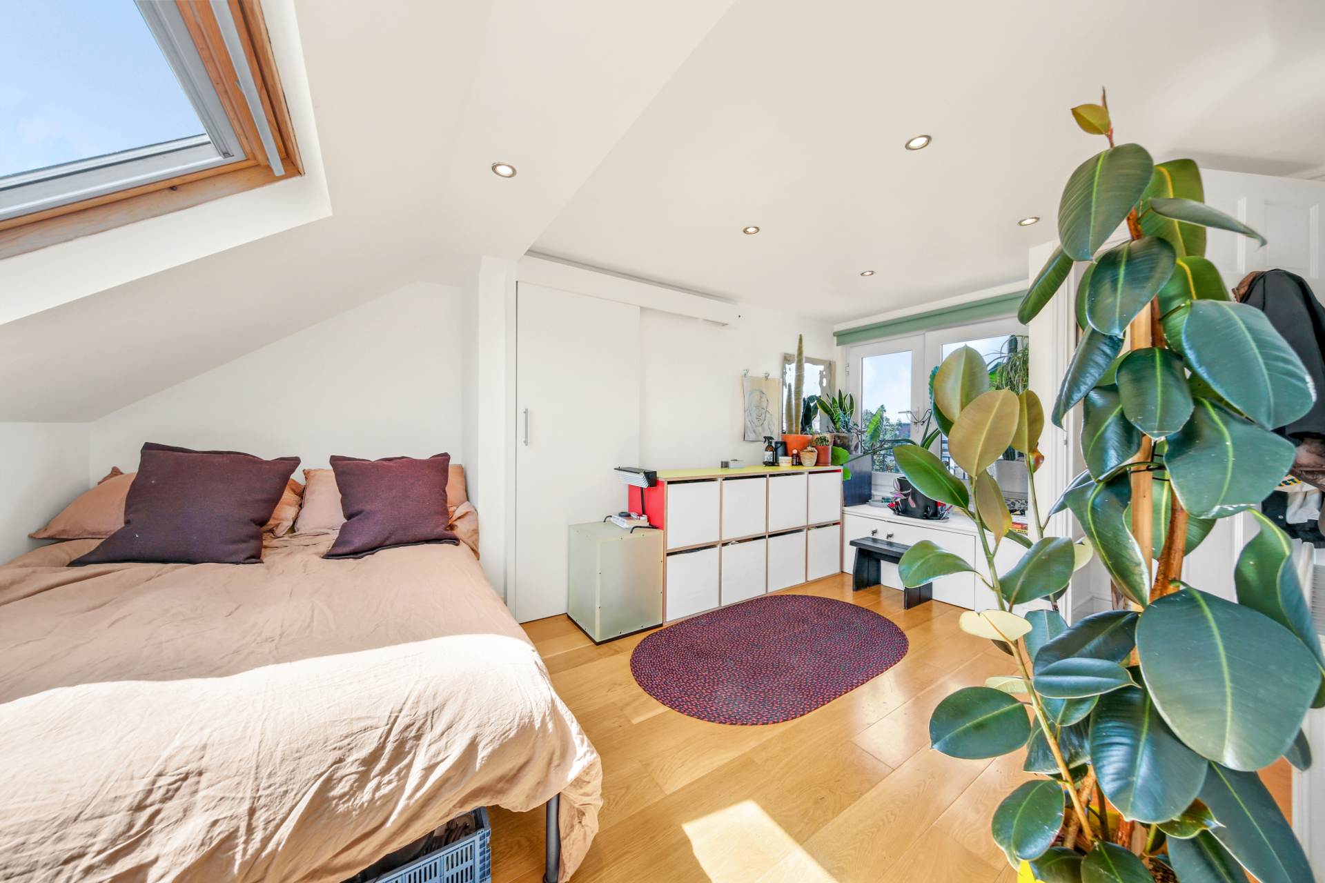 Claude Rd, Leyton, E10, Image 11