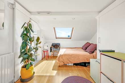 Claude Rd, Leyton, E10, Image 10