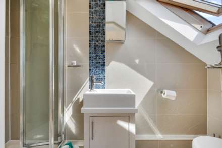 Claude Rd, Leyton, E10, Image 13