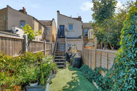 Claude Rd, Leyton, E10, Image 17