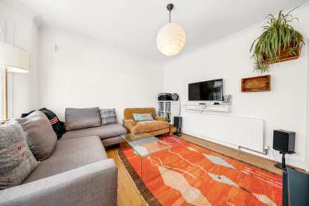 Claude Rd, Leyton, E10, Image 4