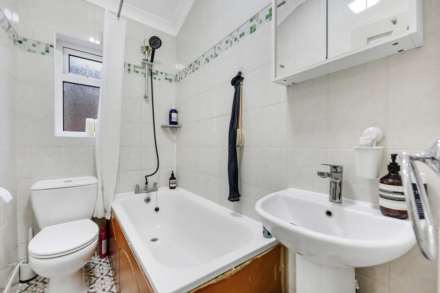 Claude Rd, Leyton, E10, Image 7
