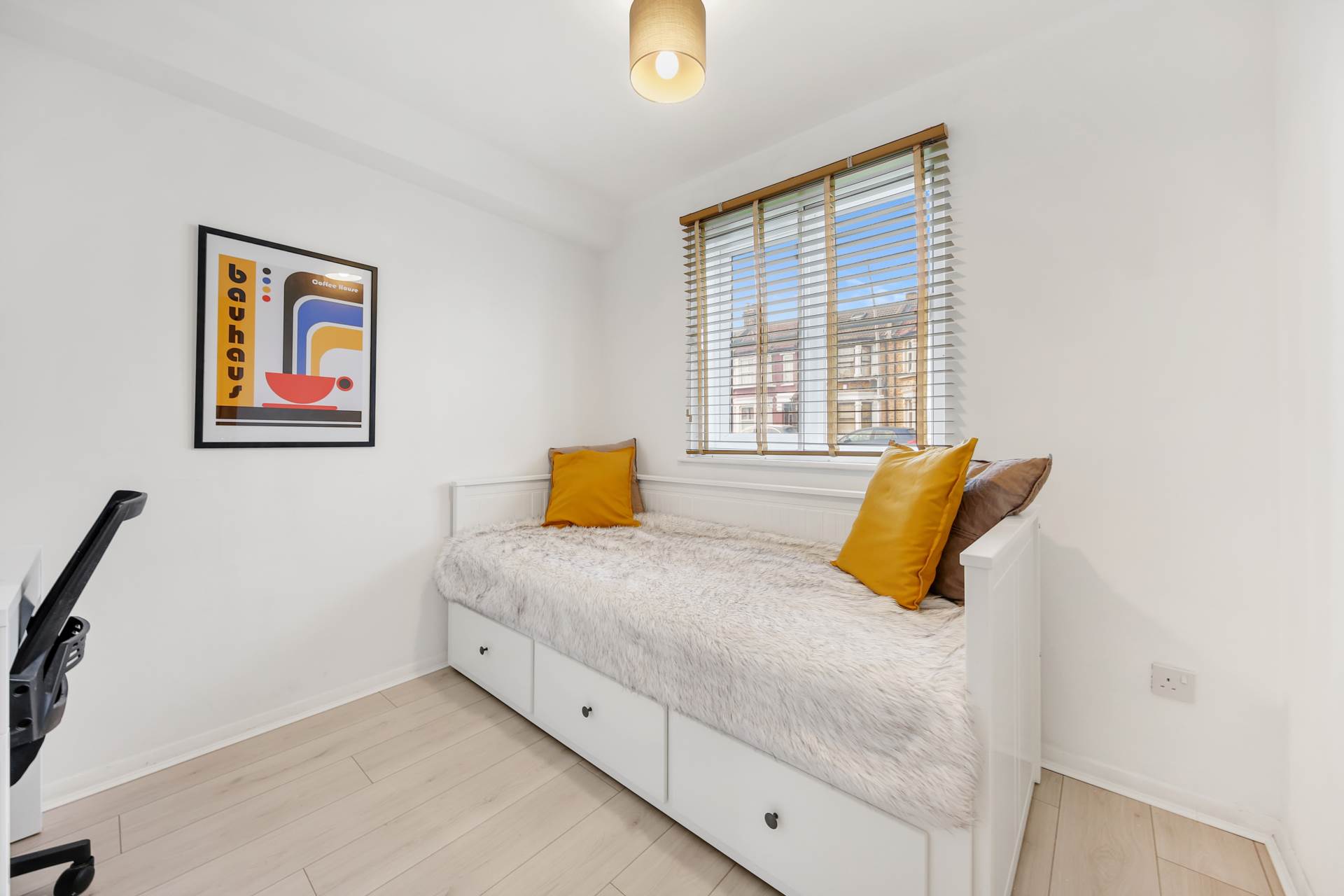Ruckholt Road, Leyton, Image 15