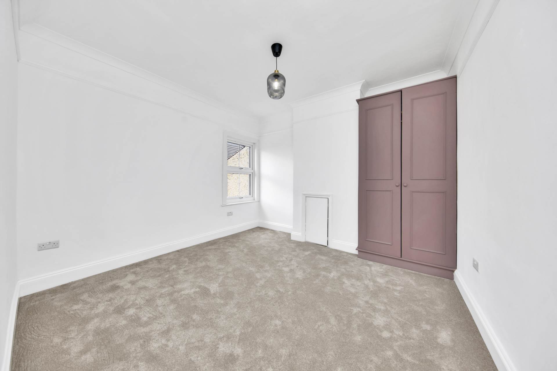 Twickenham Road, London, E11, Image 17