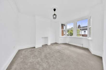 Twickenham Road, London, E11, Image 13
