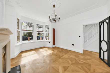 Twickenham Road, London, E11, Image 2