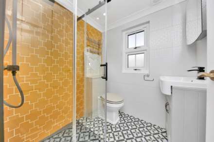 Twickenham Road, London, E11, Image 21