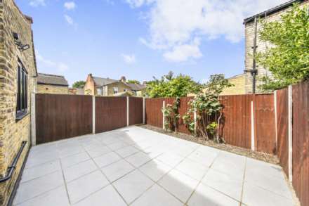 Twickenham Road, London, E11, Image 22