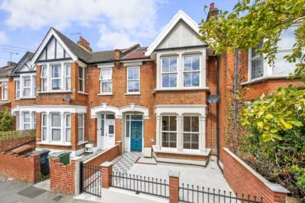 Twickenham Road, London, E11, Image 24