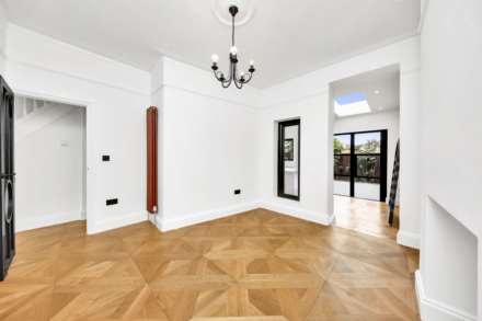 Twickenham Road, London, E11, Image 6