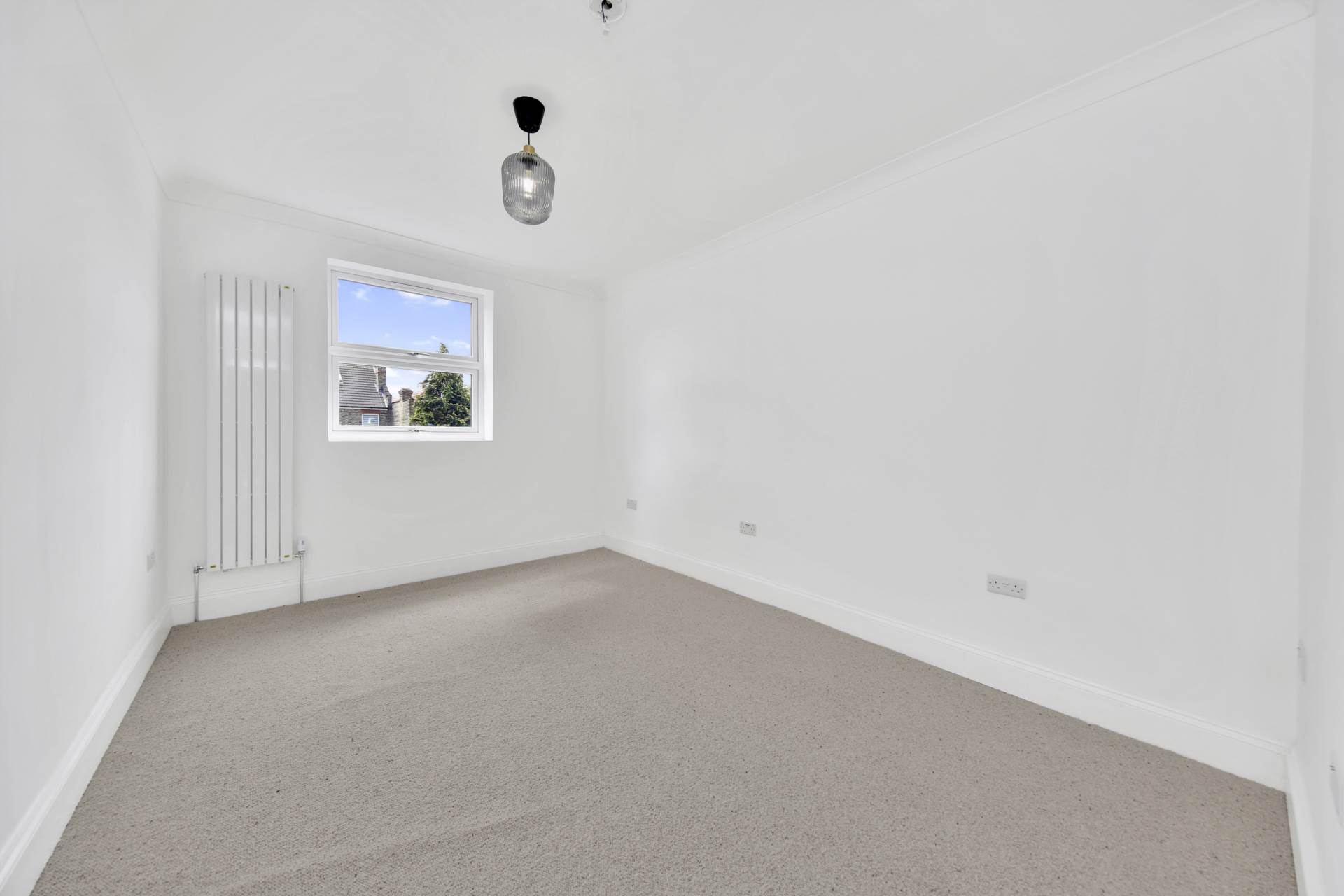 Canterbury Road, Leyton, E10, Image 20