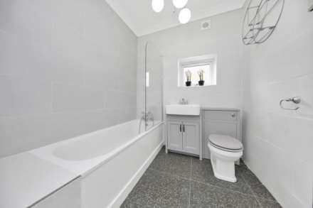 Canterbury Road, Leyton, E10, Image 19