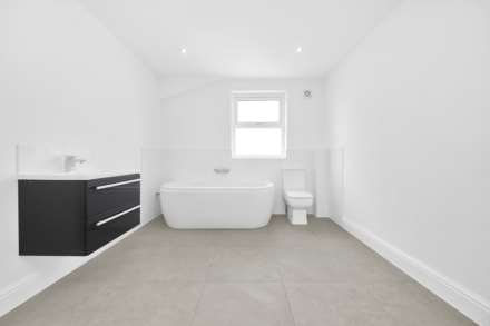 Cary Road, Leytonstone, E11, Image 19