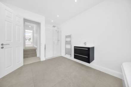 Cary Road, Leytonstone, E11, Image 21