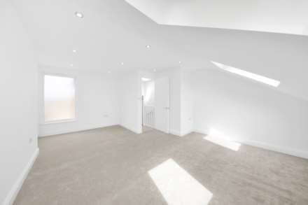 Cary Road, Leytonstone, E11, Image 25