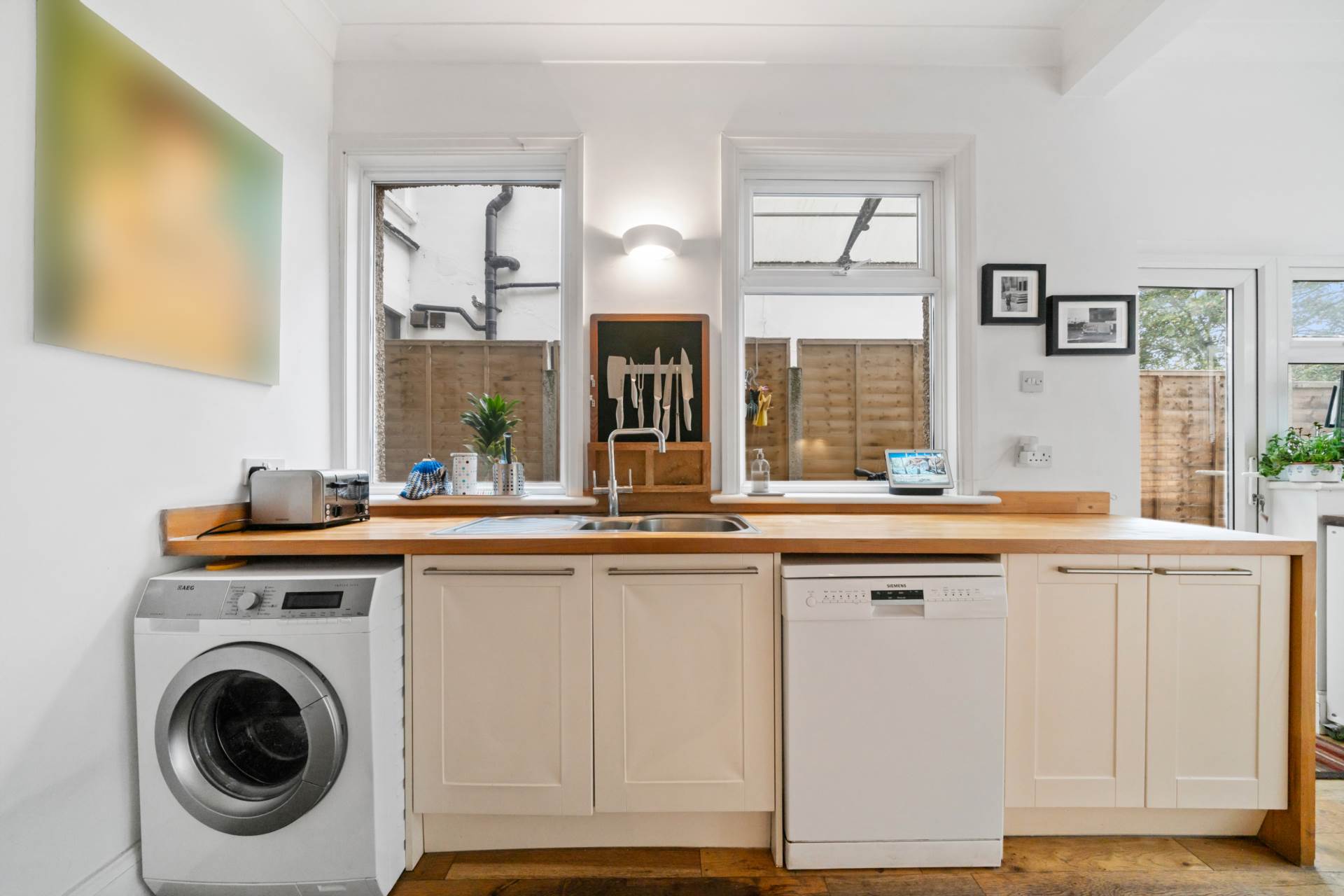 Thornhill Road, Leyton, E10, Image 8