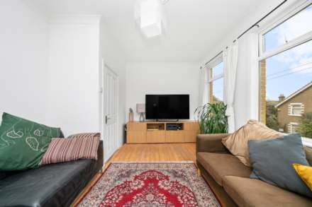 Thornhill Road, Leyton, E10, Image 14