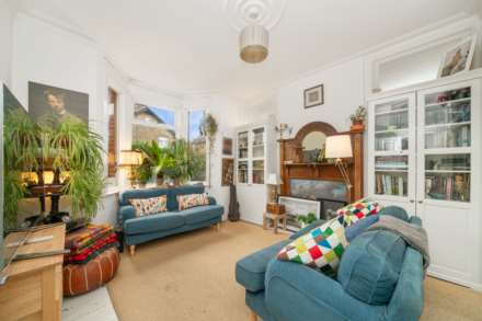 Thornhill Road, Leyton, E10, Image 2