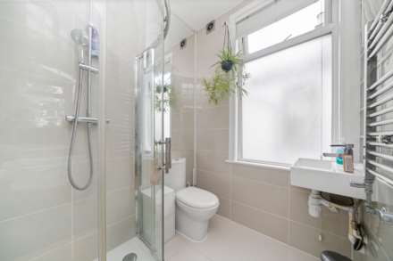 Thornhill Road, Leyton, E10, Image 23