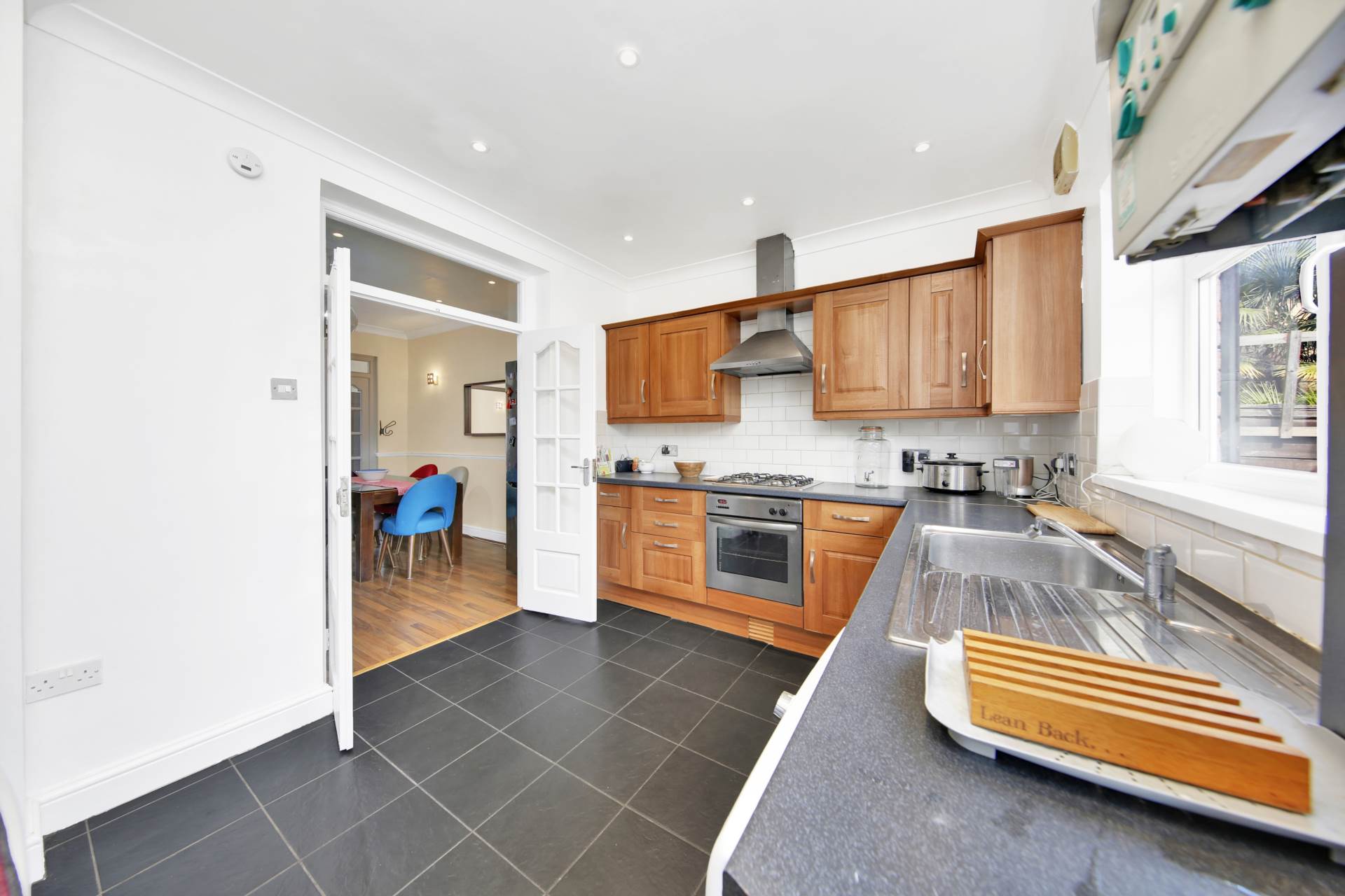Vicarage Road, Leyton, E10, Image 18