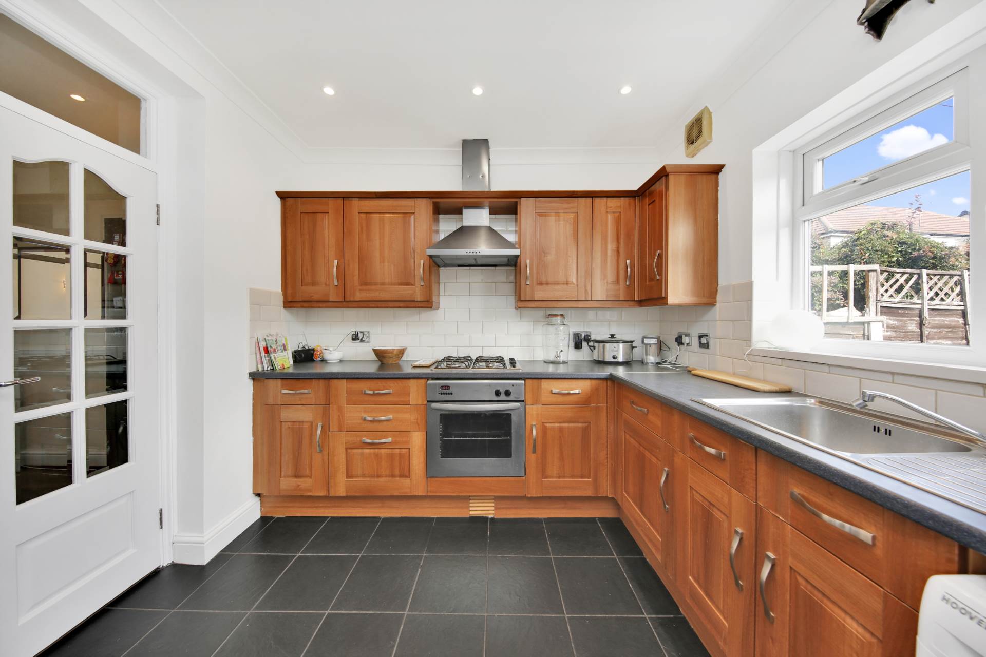 Vicarage Road, Leyton, E10, Image 20