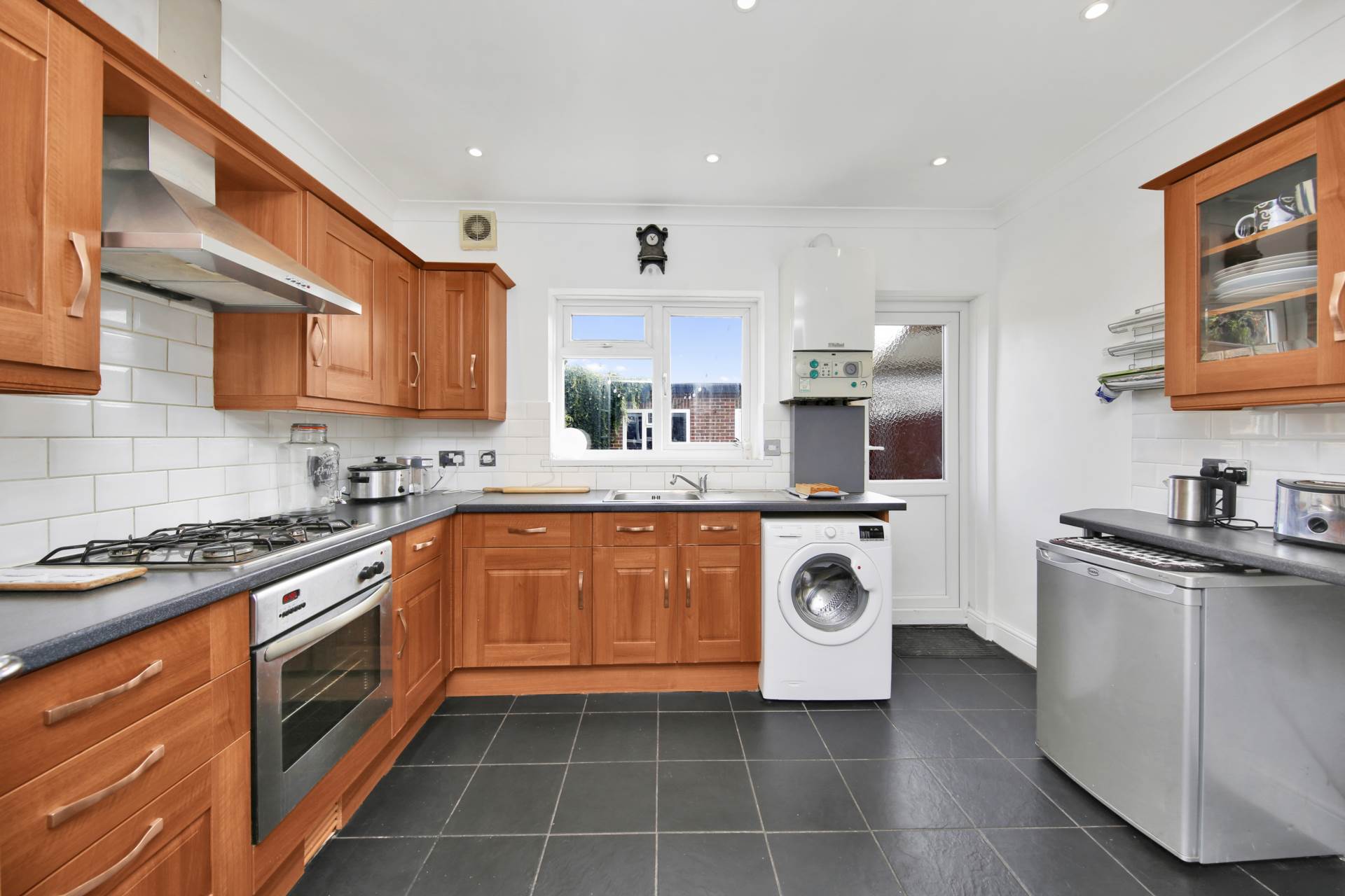 Vicarage Road, Leyton, E10, Image 4