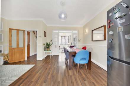 Vicarage Road, Leyton, E10, Image 12