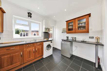 Vicarage Road, Leyton, E10, Image 21
