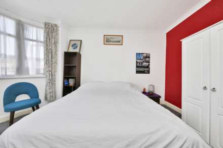 Vicarage Road, Leyton, E10, Image 31