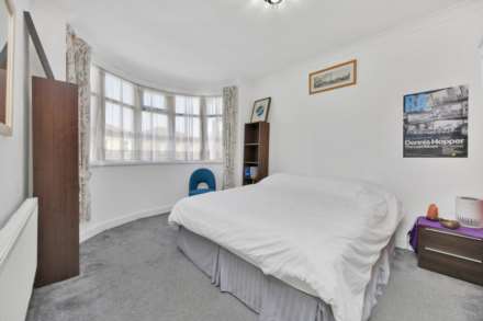 Vicarage Road, Leyton, E10, Image 32