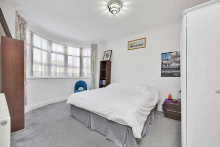 Vicarage Road, Leyton, E10, Image 33