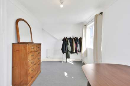 Vicarage Road, Leyton, E10, Image 37