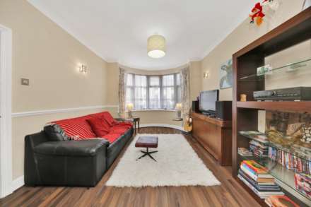 Vicarage Road, Leyton, E10, Image 6