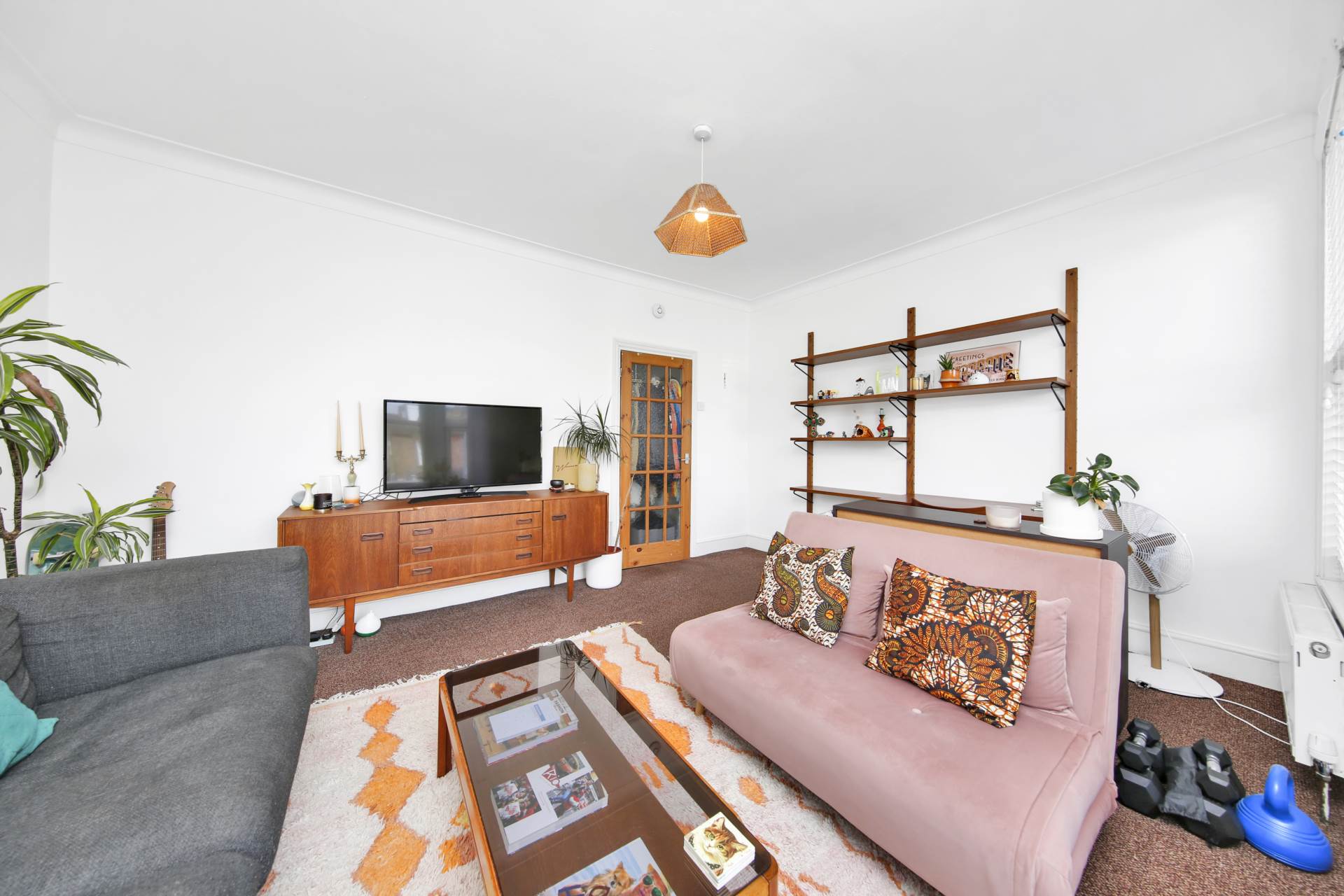 Simmonds Road, Leyton, E10, Image 5