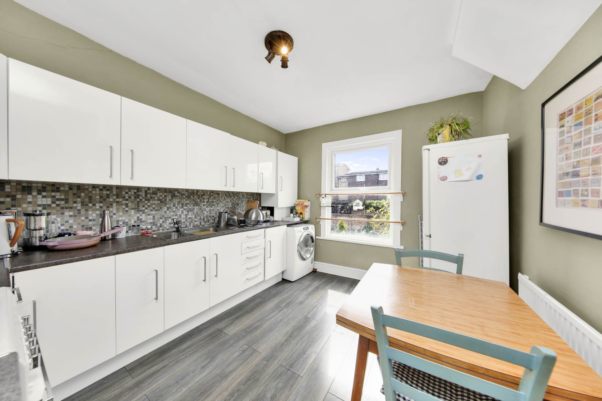 Simmonds Road, Leyton, E10, Image 9