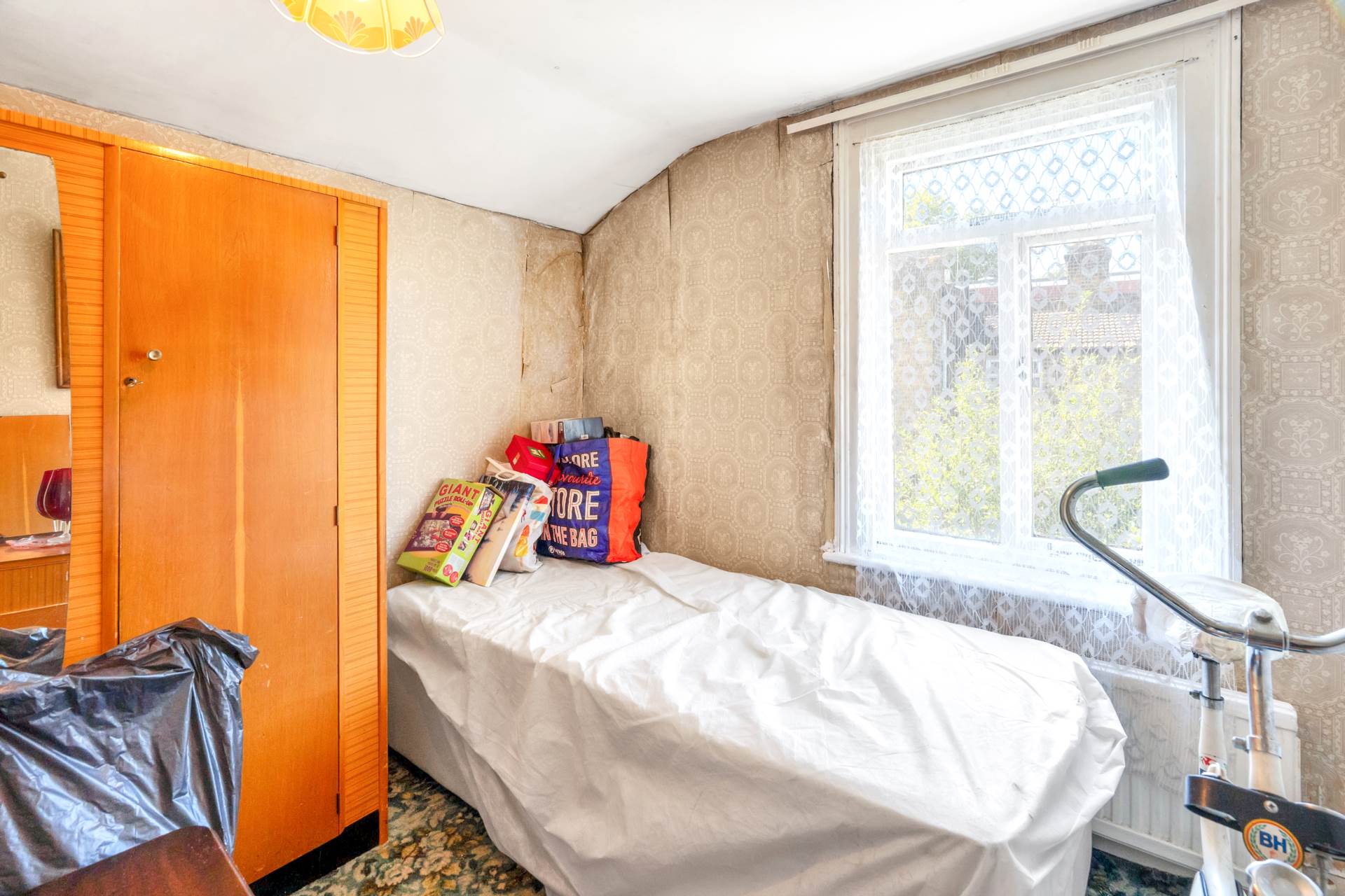 Selby Road, Leytonstone, E11, Image 15