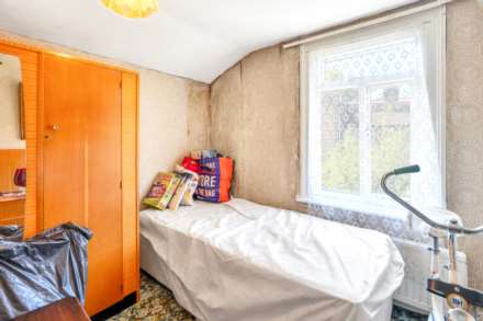 Selby Road, Leytonstone, E11, Image 15