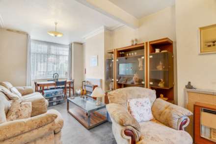 Selby Road, Leytonstone, E11, Image 3