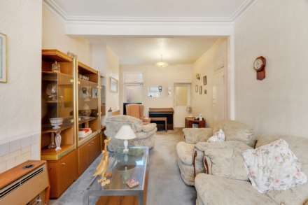 Selby Road, Leytonstone, E11, Image 4