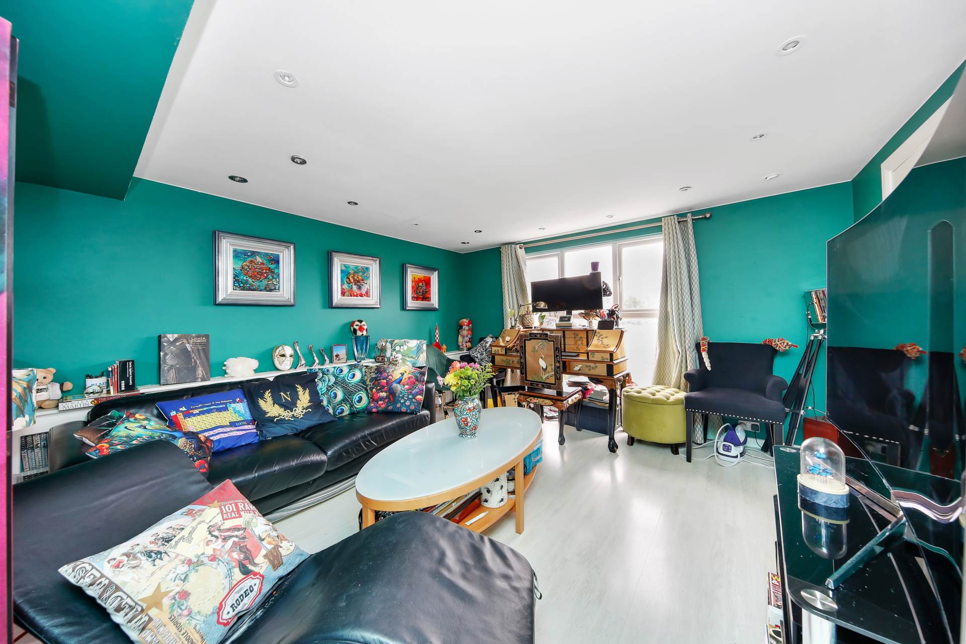 Huxley Road, Leyton, E10, Image 15