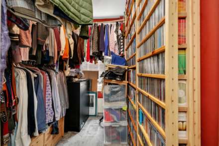 Huxley Road, Leyton, E10, Image 10