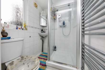 Huxley Road, Leyton, E10, Image 16