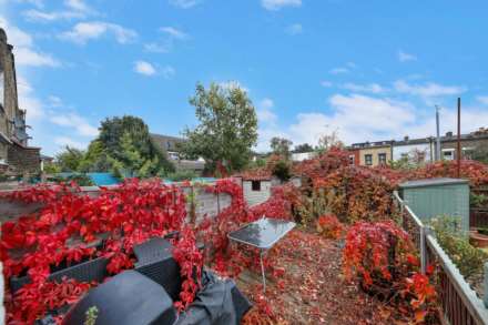 Huxley Road, Leyton, E10, Image 17