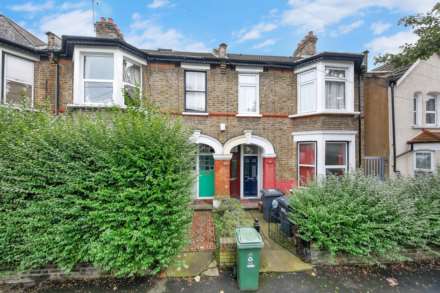 Huxley Road, Leyton, E10, Image 18