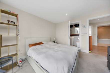 Ruckholt Road, Leyton, E10, Image 12